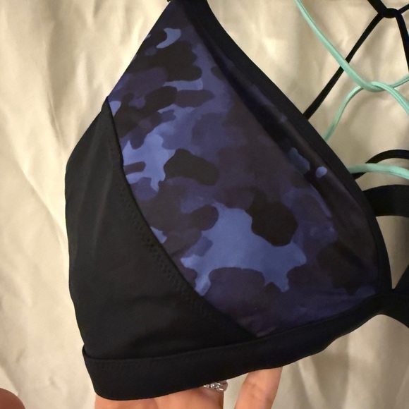 Athleta Women's Blue and Black camo swimsuit top - Picture 3 of 5